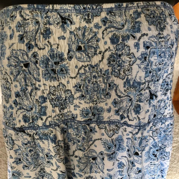 MUDO Collection Elasticized Floral Summer Pull On Top White + Blue Sz M/L - Picture 3 of 4